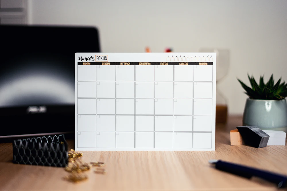 Desk calendar representing the October 2026 BWOW liquidation deadlines